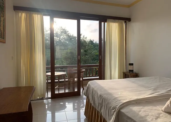 Villa D'tepi House *